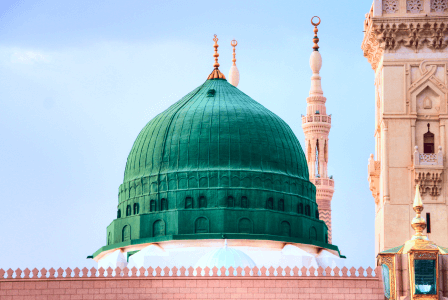 Green-dome-Prophet-Mohammed-Mosque-Al-Masjid-an-Nabawi-Medina-Saudi-Arabia