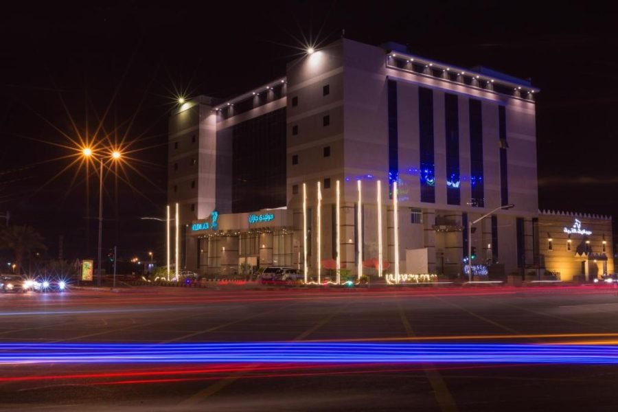 Holiday Jazan Hotel front