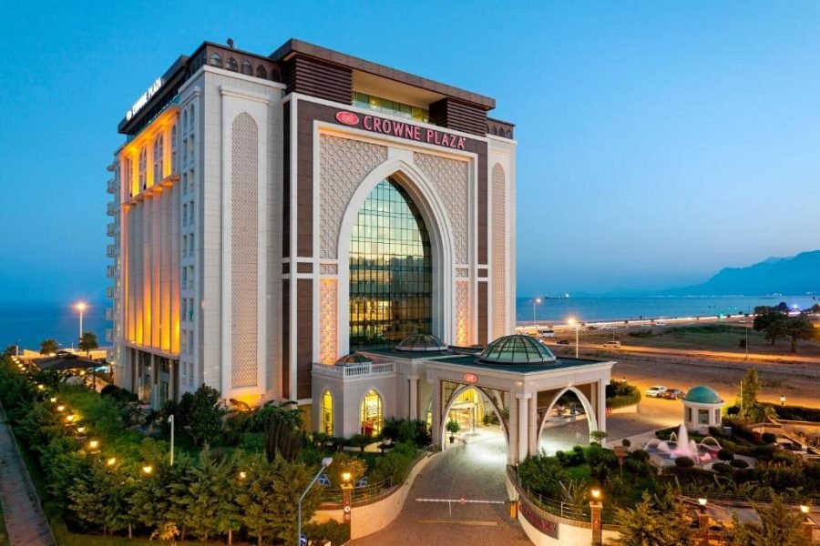 Crowne Plaza Antalya - Mesarat Al Makhtalafa Co